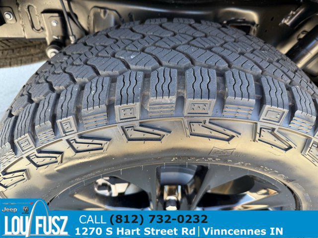 used 2025 Jeep Gladiator car, priced at $39,800