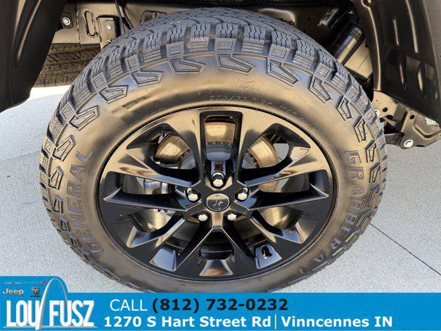 used 2025 Jeep Gladiator car, priced at $39,800