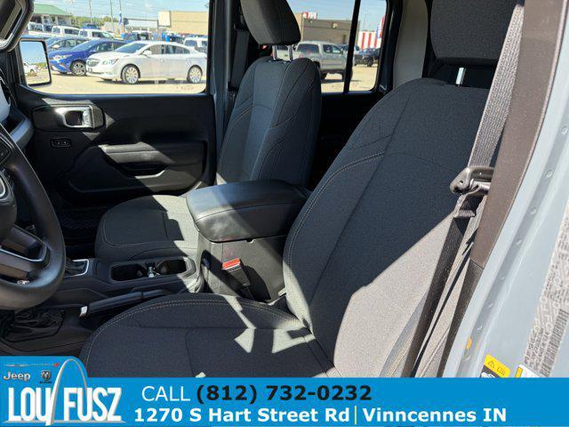 used 2025 Jeep Gladiator car, priced at $39,800