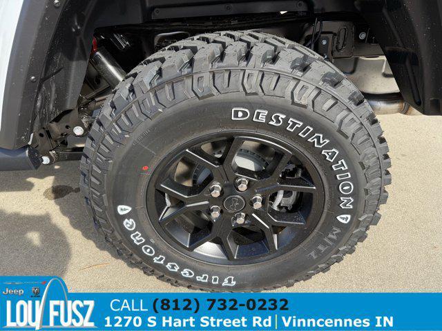 new 2026 Jeep Gladiator car, priced at $51,677