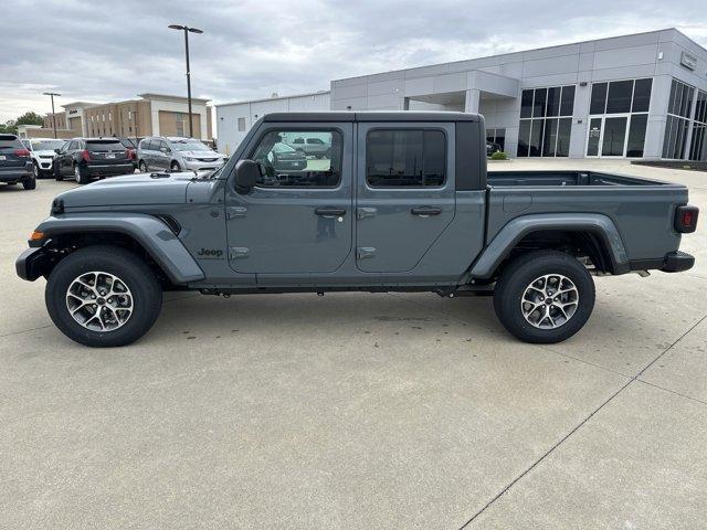 new 2024 Jeep Gladiator car, priced at $47,062