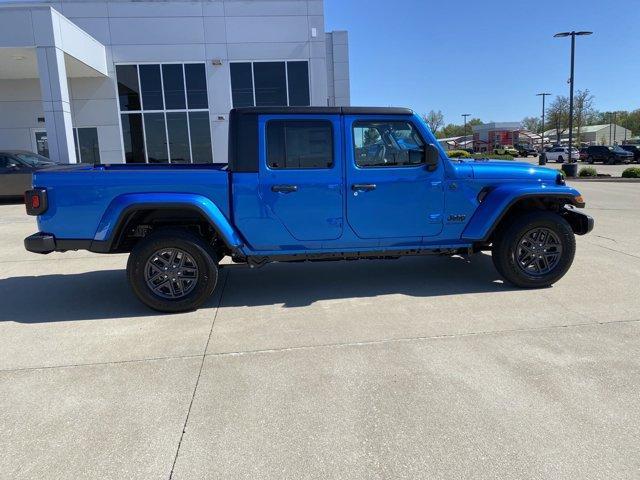 new 2024 Jeep Gladiator car, priced at $48,100