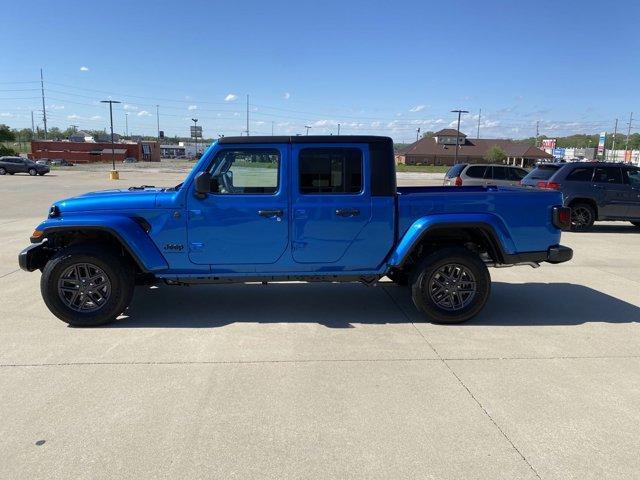 new 2024 Jeep Gladiator car, priced at $48,100