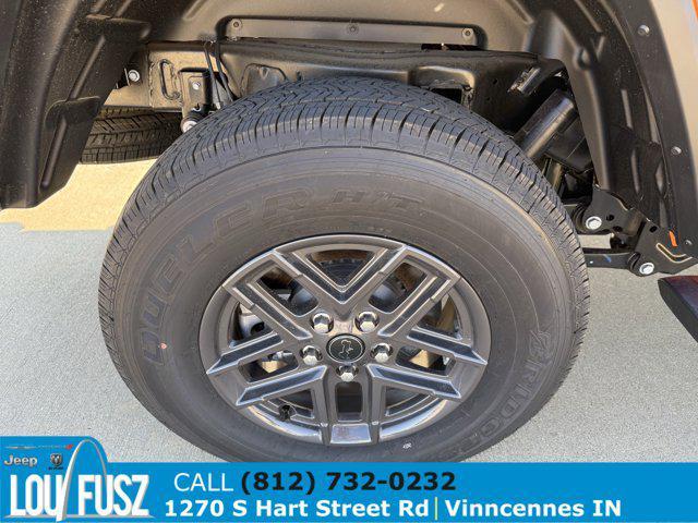 new 2025 Jeep Gladiator car, priced at $52,015