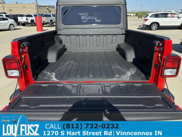 new 2025 Jeep Gladiator car, priced at $47,282