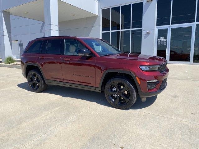 new 2024 Jeep Grand Cherokee car, priced at $57,119