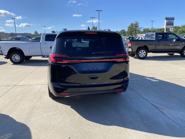 new 2024 Chrysler Pacifica car, priced at $52,685