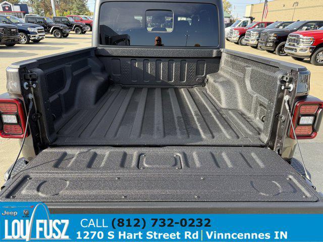 new 2026 Jeep Gladiator car, priced at $52,236