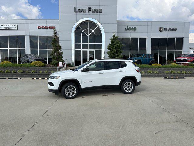 new 2025 Jeep Compass car, priced at $29,332