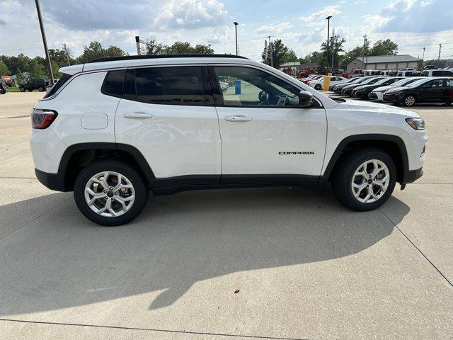 new 2025 Jeep Compass car, priced at $29,332