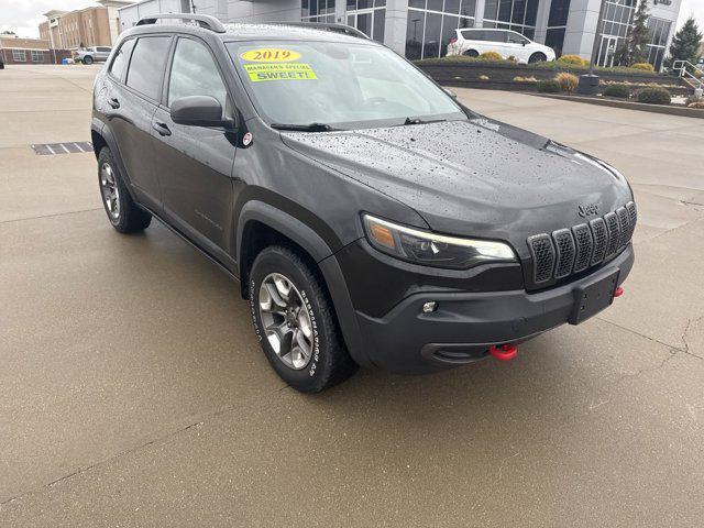 used 2019 Jeep Cherokee car, priced at $23,825