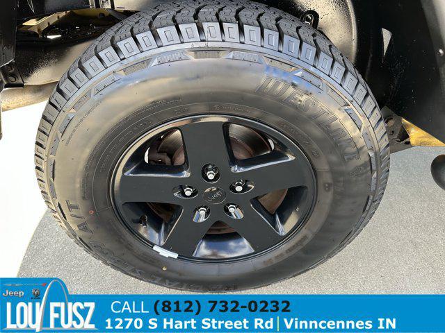 used 2015 Jeep Wrangler Unlimited car, priced at $15,752