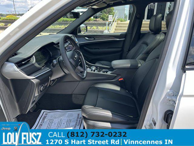new 2025 Jeep Grand Cherokee car, priced at $48,490