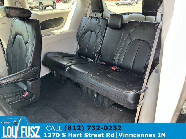 used 2024 Chrysler Pacifica car, priced at $27,984
