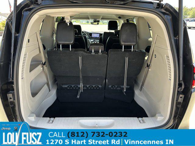 used 2024 Chrysler Pacifica car, priced at $27,984