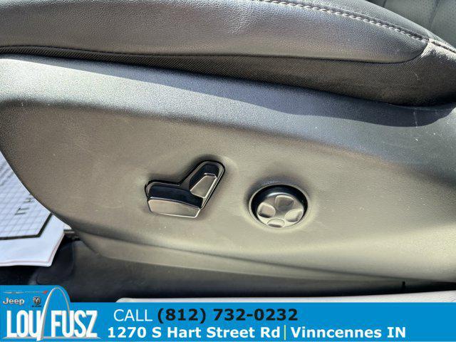 used 2024 Chrysler Pacifica car, priced at $27,984