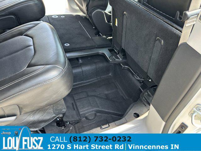 used 2024 Chrysler Pacifica car, priced at $30,870
