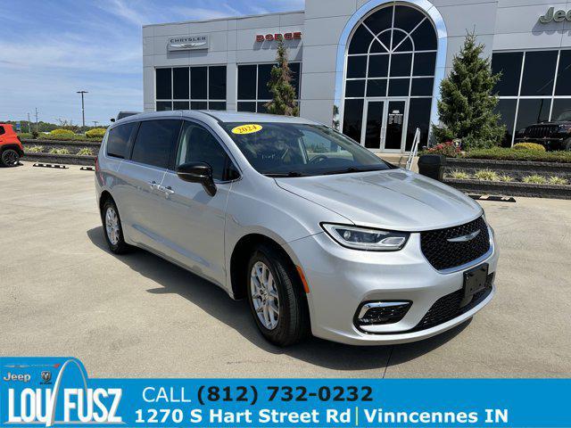 used 2024 Chrysler Pacifica car, priced at $30,870