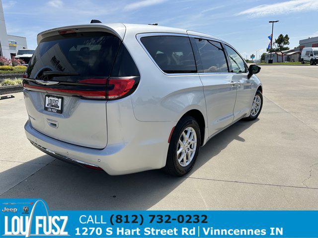 used 2024 Chrysler Pacifica car, priced at $30,870
