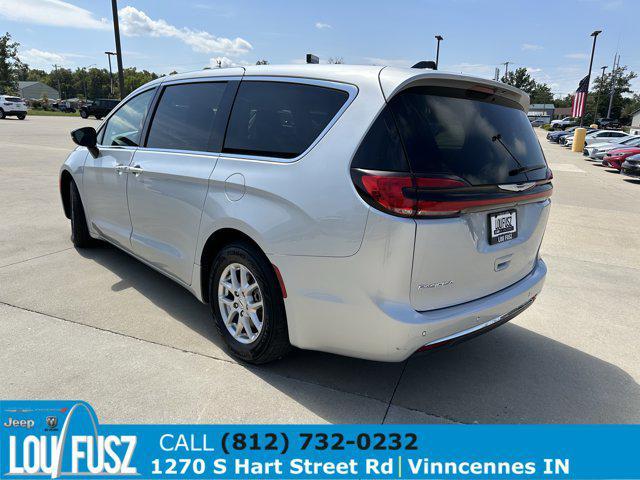 used 2024 Chrysler Pacifica car, priced at $30,870