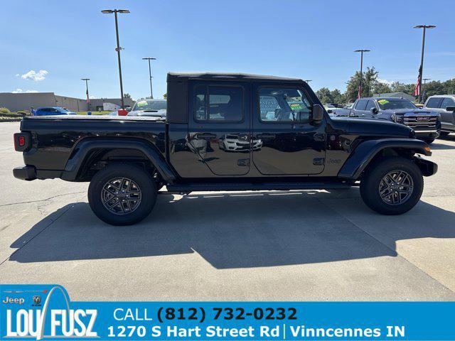 new 2025 Jeep Gladiator car, priced at $48,216