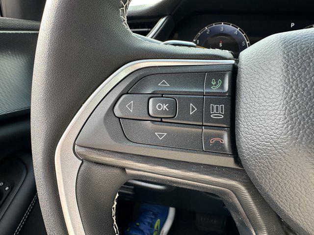 new 2025 Jeep Grand Cherokee car, priced at $45,854