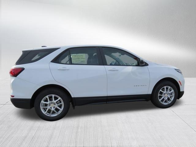 new 2024 Chevrolet Equinox car, priced at $25,126