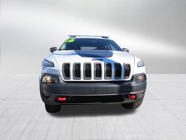 used 2016 Jeep Cherokee car, priced at $13,320