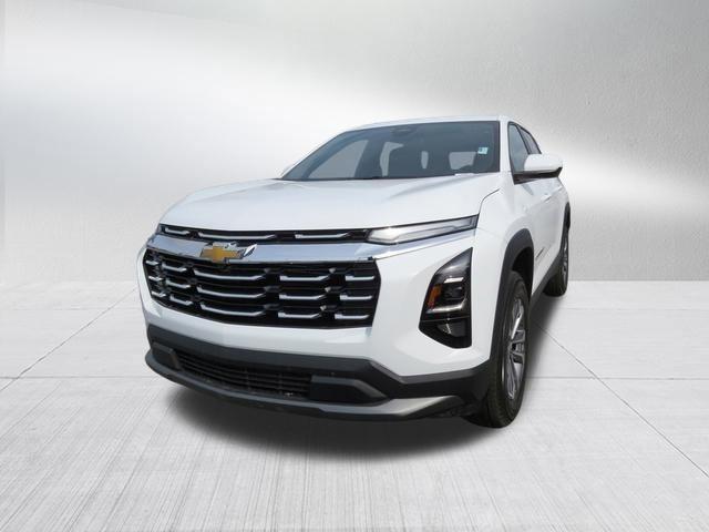 new 2025 Chevrolet Equinox car, priced at $29,995