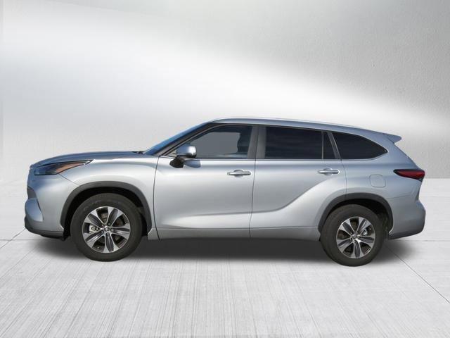 used 2023 Toyota Highlander car, priced at $36,988