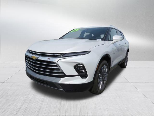 new 2025 Chevrolet Blazer car, priced at $48,130