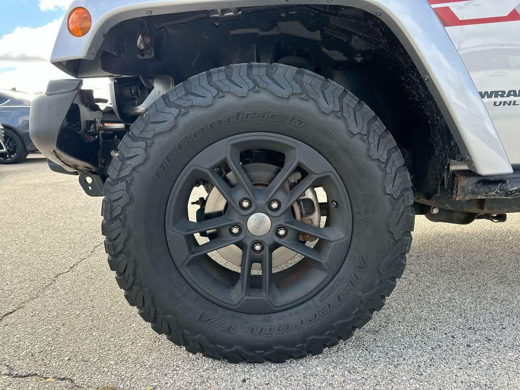 used 2017 Jeep Wrangler Unlimited car, priced at $21,713