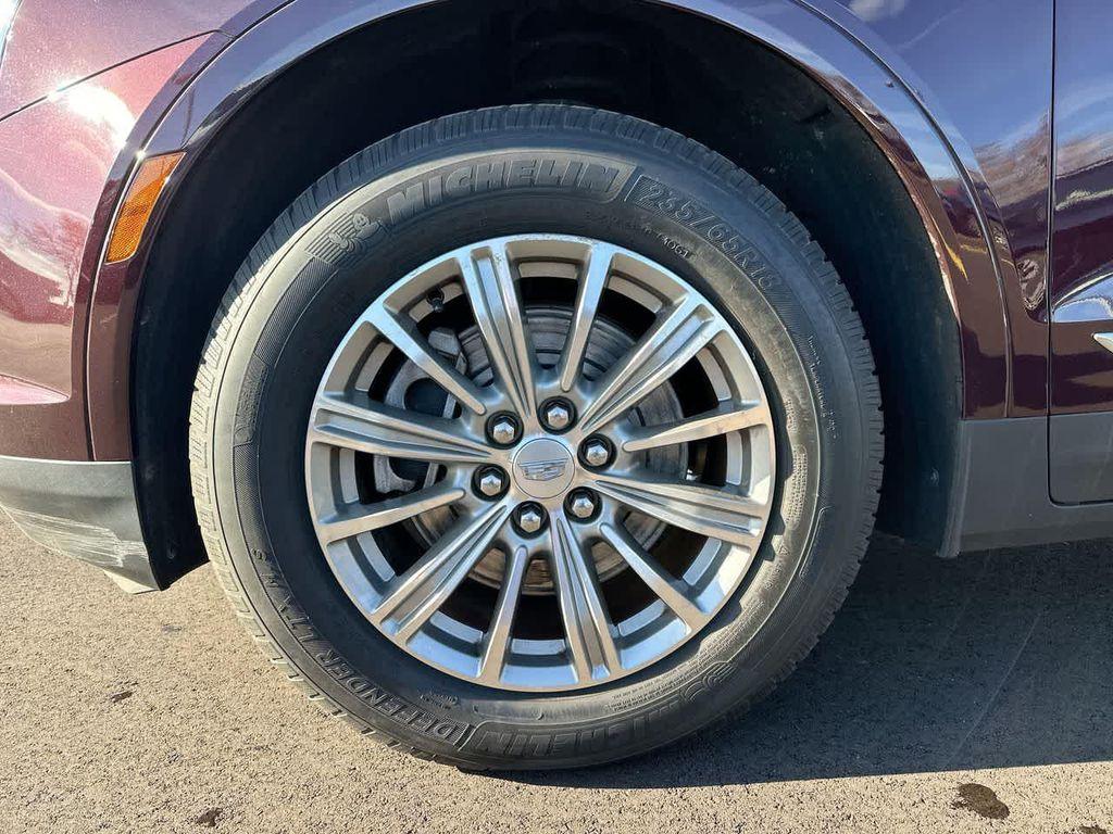 used 2017 Cadillac XT5 car, priced at $17,966