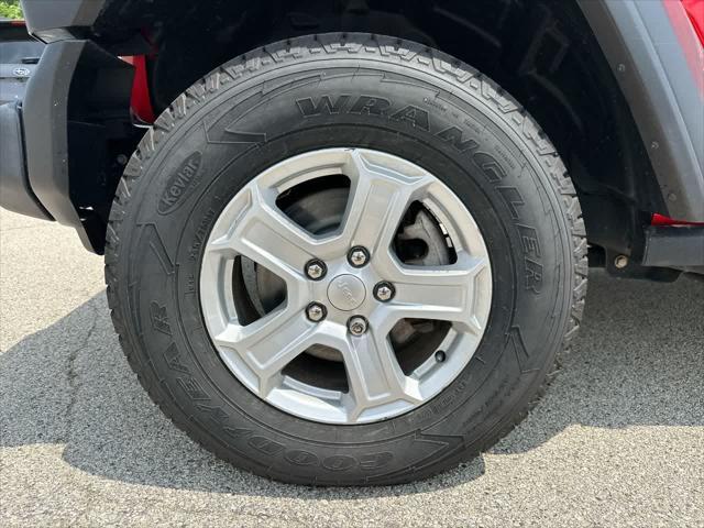 used 2019 Jeep Wrangler Unlimited car, priced at $21,927