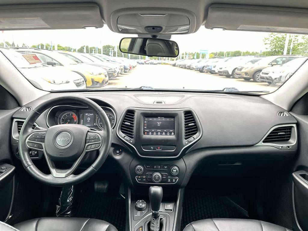 used 2019 Jeep Cherokee car, priced at $16,904