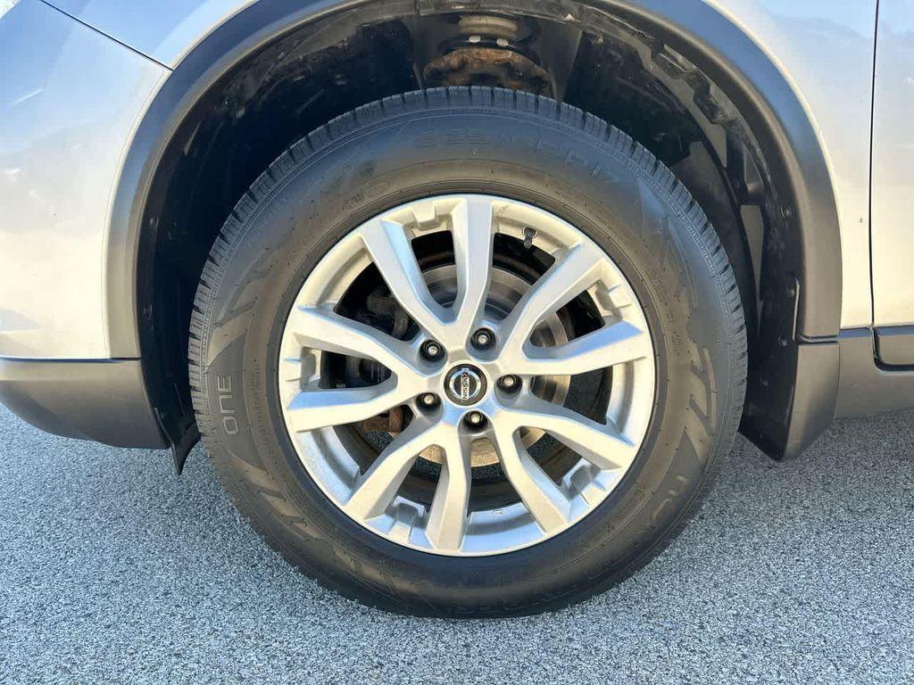 used 2019 Nissan Rogue car, priced at $16,428