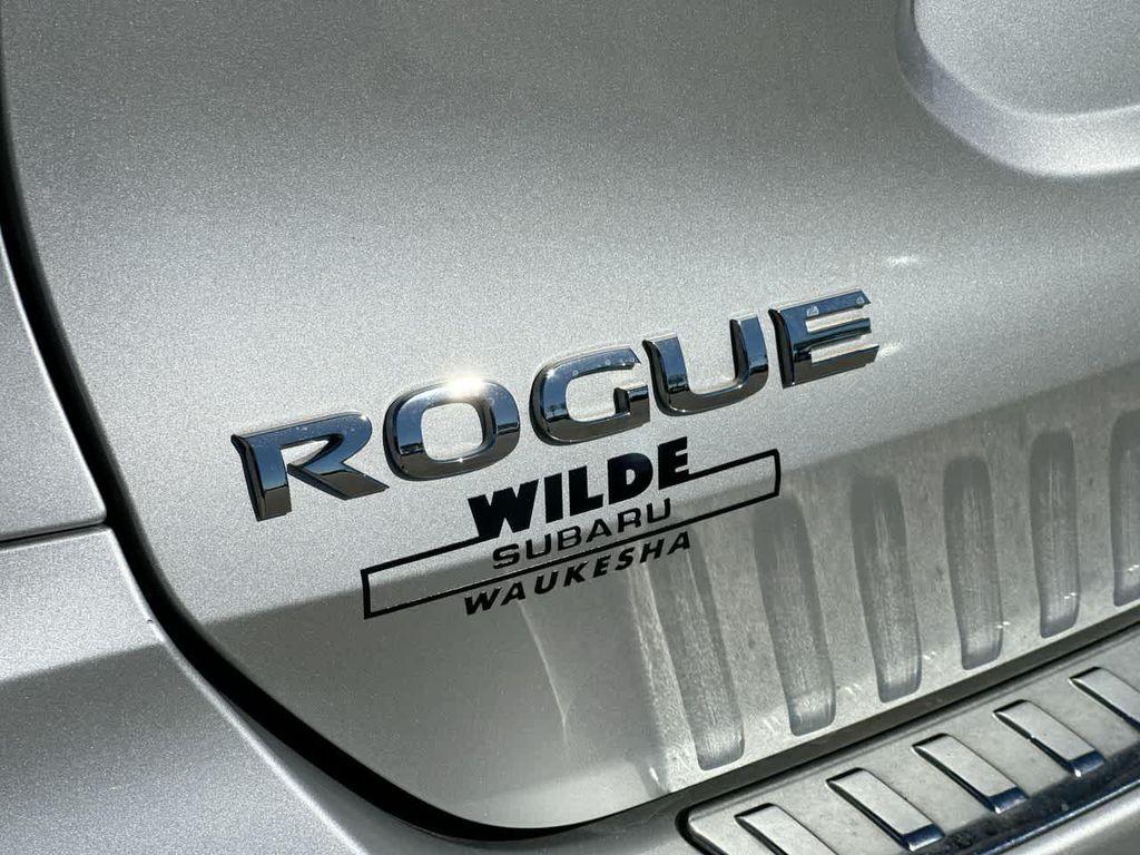 used 2019 Nissan Rogue car, priced at $16,428