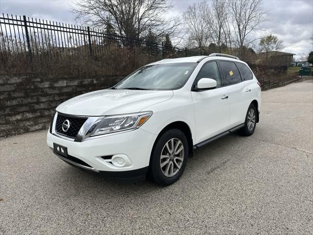 used 2015 Nissan Pathfinder car, priced at $9,933