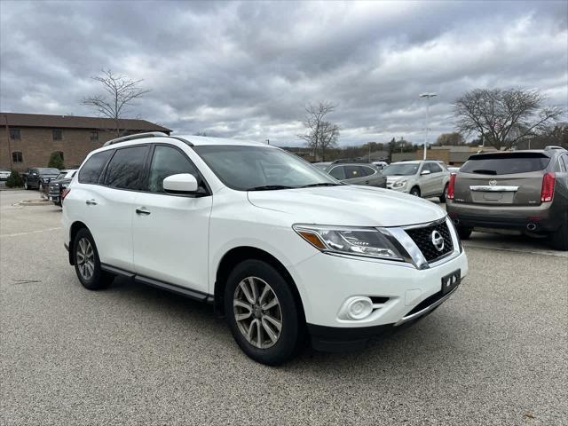 used 2015 Nissan Pathfinder car, priced at $9,933