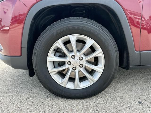 used 2019 Jeep Cherokee car, priced at $14,684