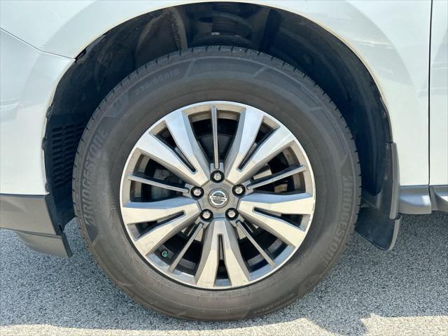 used 2017 Nissan Pathfinder car, priced at $13,614