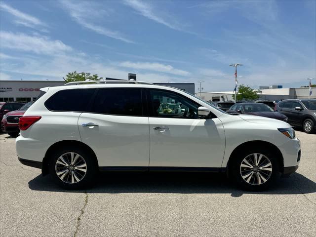 used 2017 Nissan Pathfinder car, priced at $13,614
