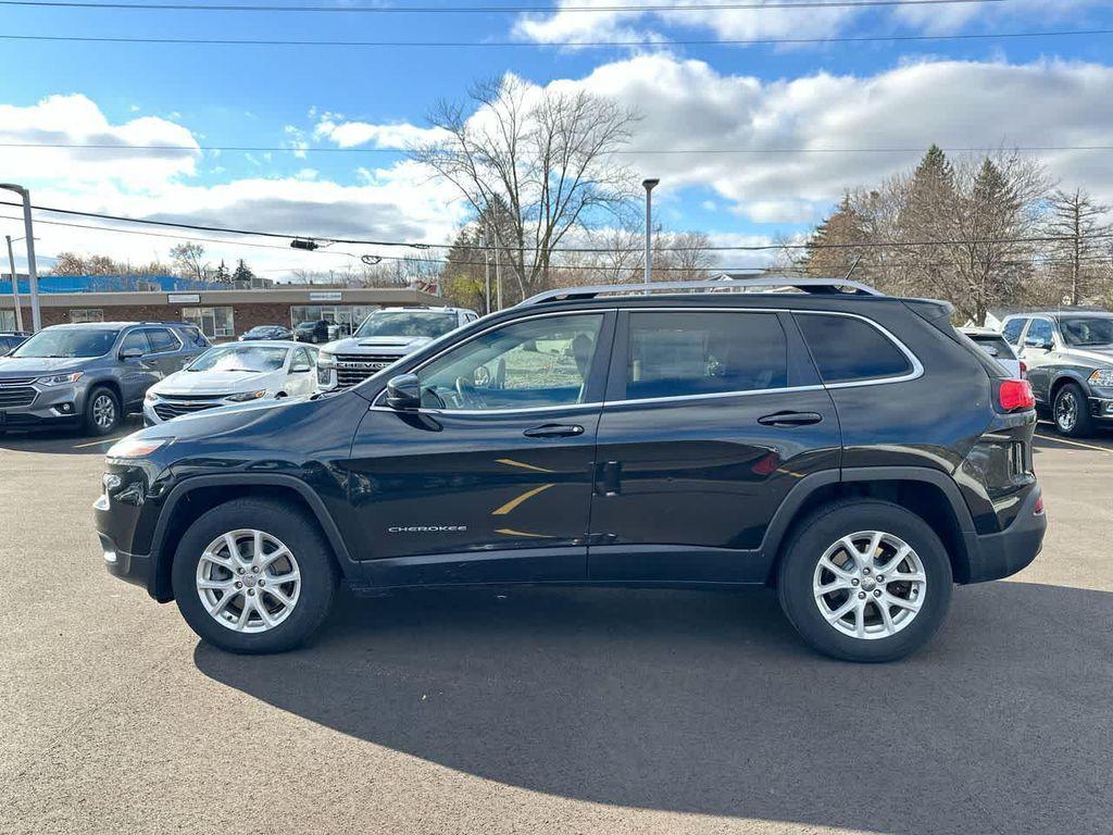 used 2015 Jeep Cherokee car, priced at $11,988