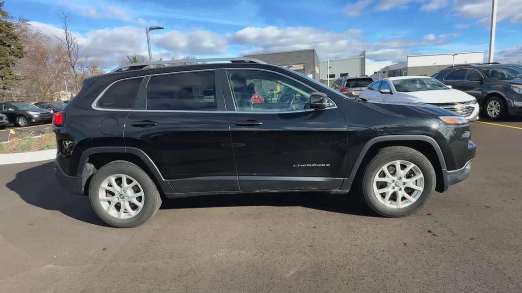used 2015 Jeep Cherokee car, priced at $11,988