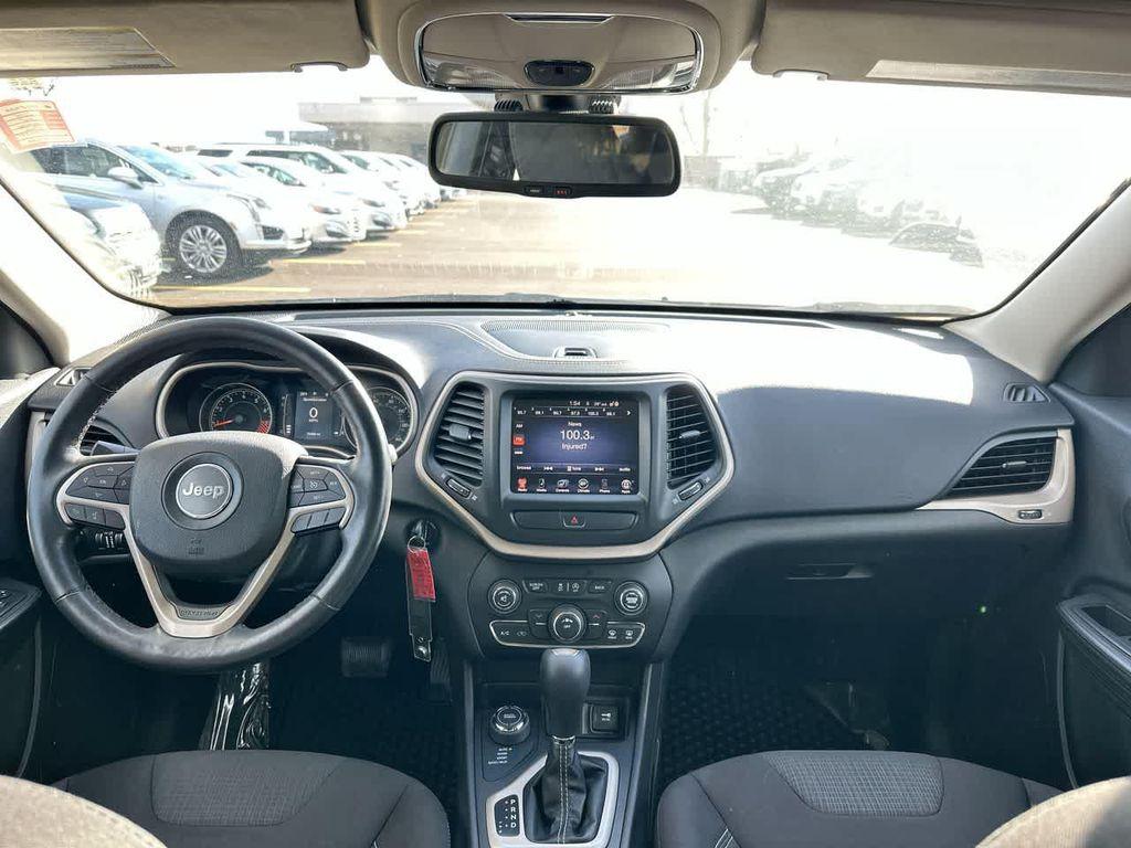 used 2015 Jeep Cherokee car, priced at $11,988