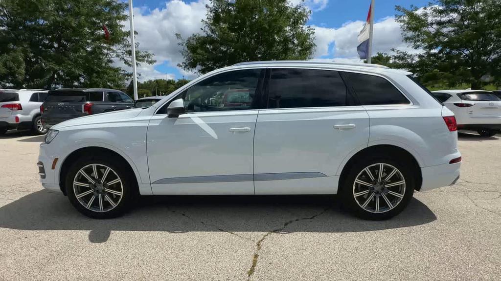 used 2017 Audi Q7 car, priced at $12,411