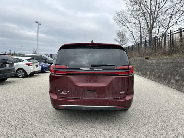 used 2023 Chrysler Pacifica car