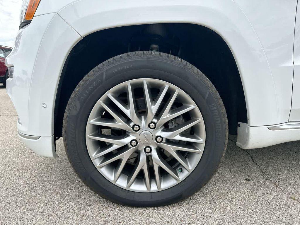 used 2018 Jeep Grand Cherokee car, priced at $24,374