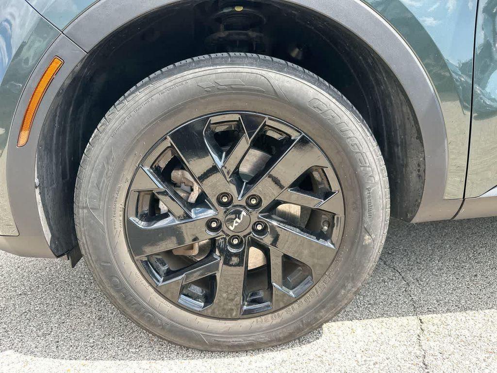 used 2022 Kia Sorento car, priced at $28,825