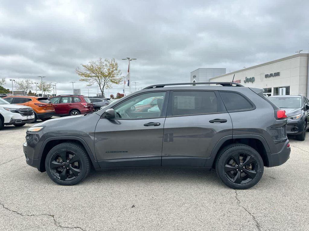used 2016 Jeep Cherokee car, priced at $13,959
